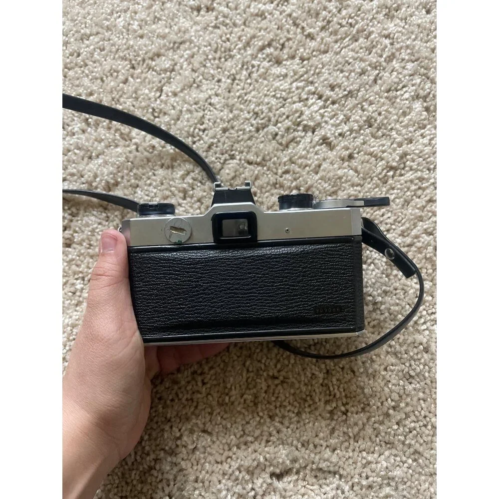 Vintage Fujica ST705 Camera with Leather Camera Case *For Parts or Reparing* Unt